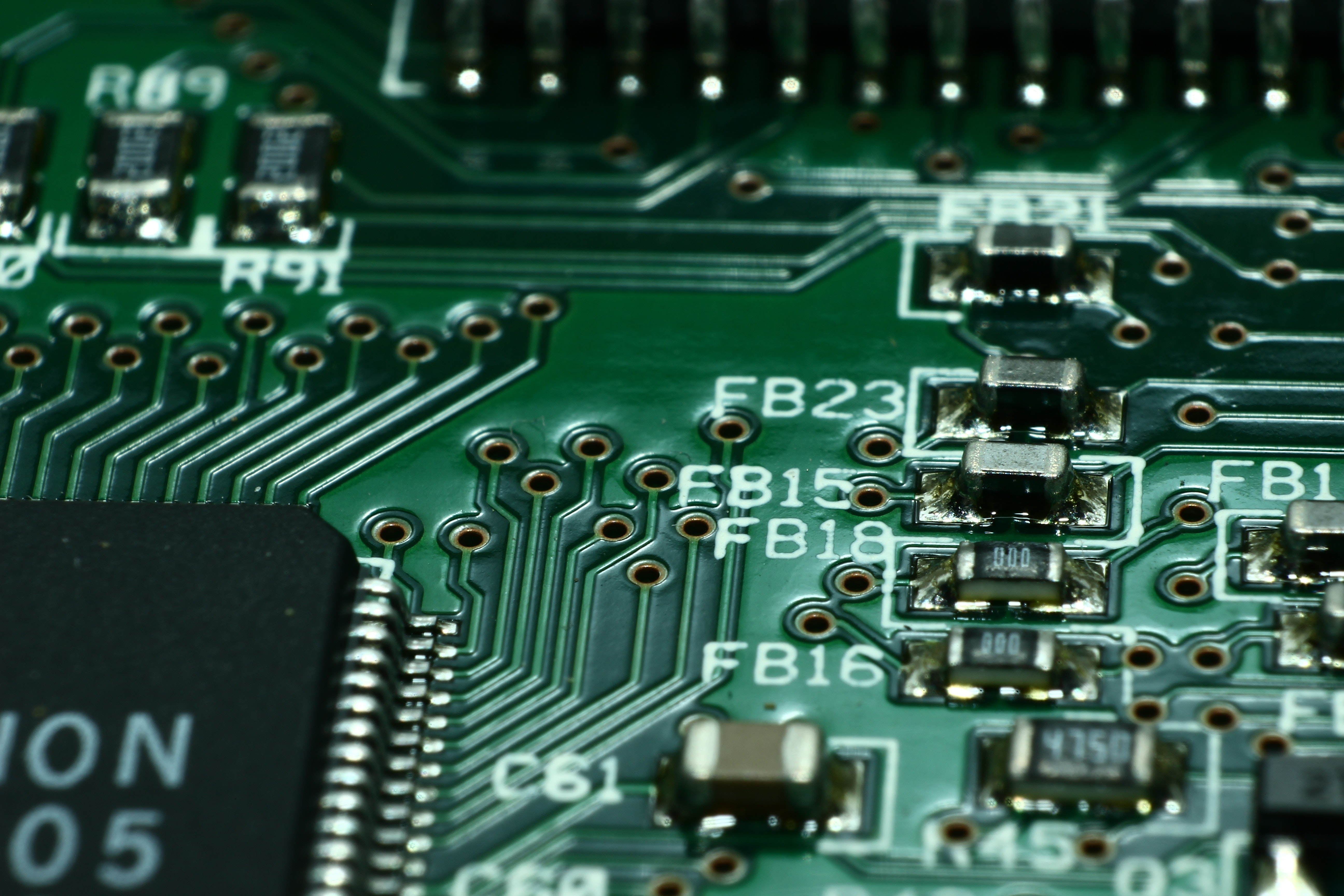 board-capacitors-chip-159220-areteem-institute-blog